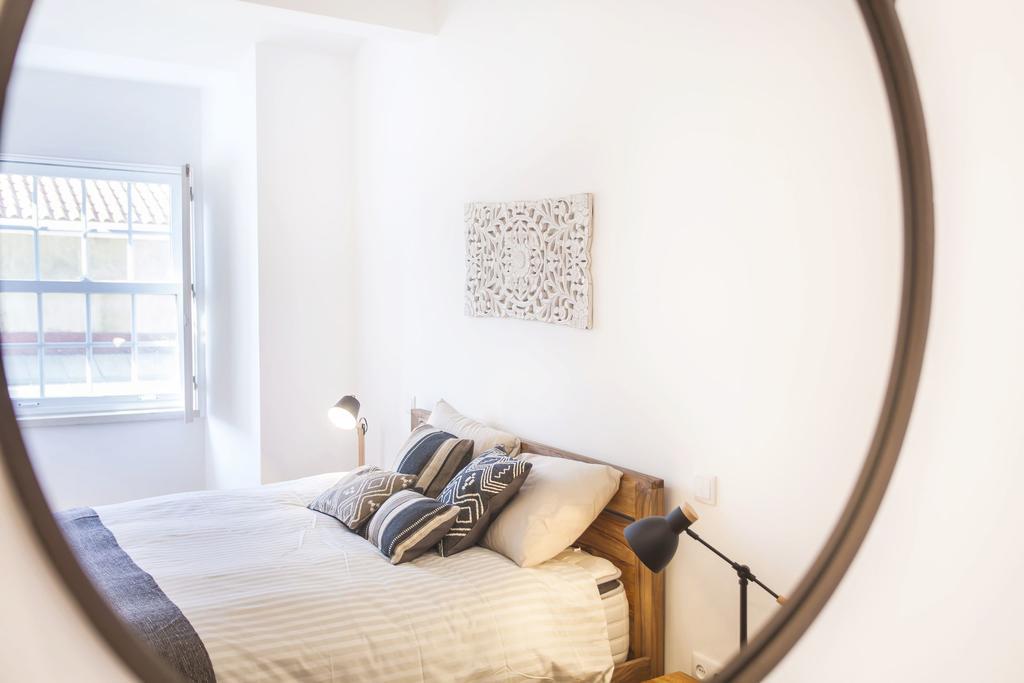 Lovelystay - Cais Apartment River View Lisboa Exteriör bild