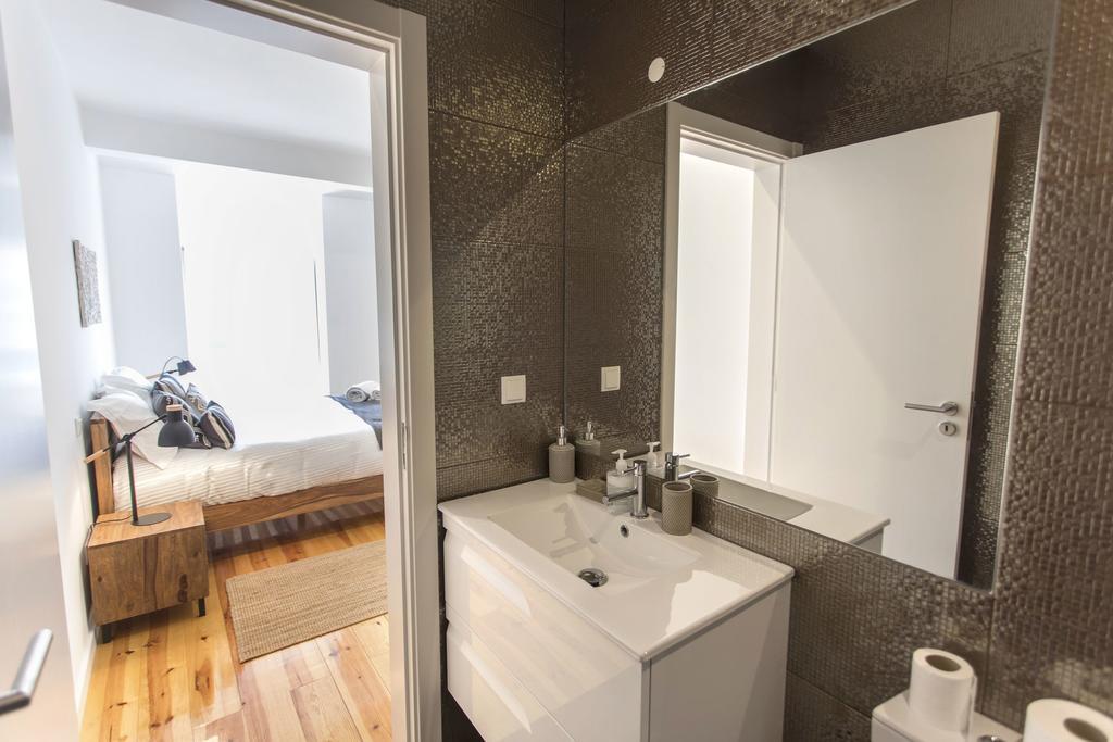 Lovelystay - Cais Apartment River View Lisboa Exteriör bild