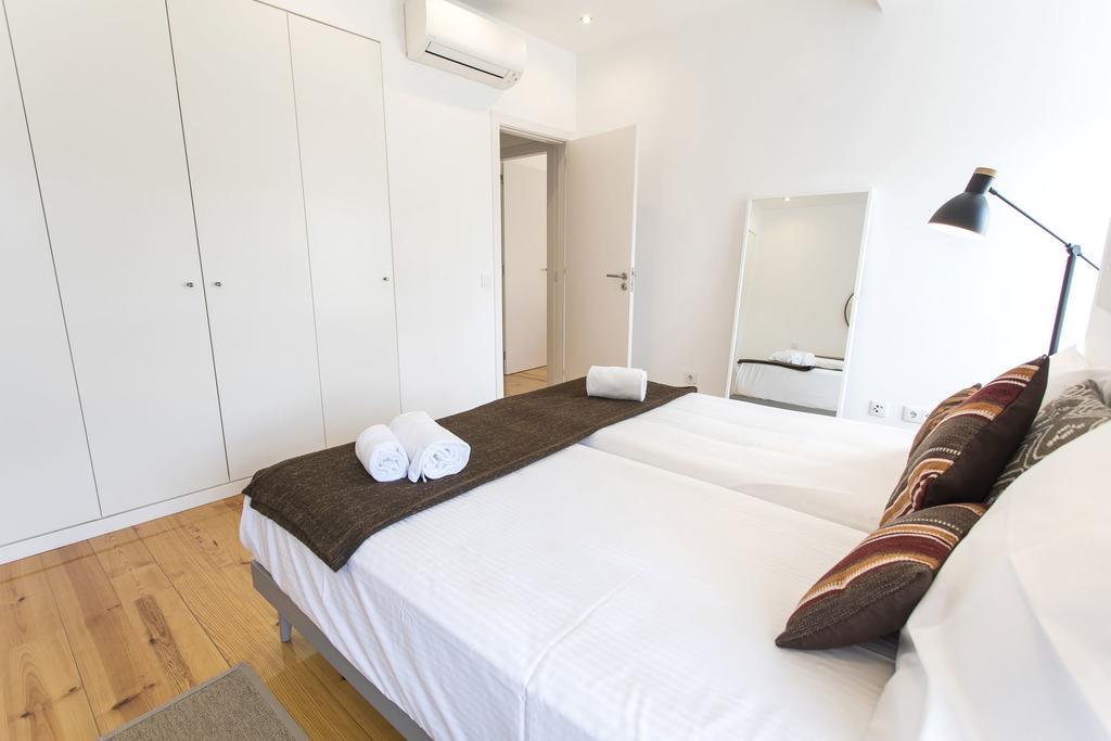 Lovelystay - Cais Apartment River View Lisboa Exteriör bild